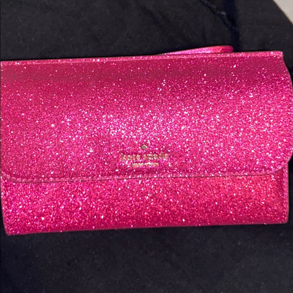Nwt Kate spade Lola glitter wristlet
